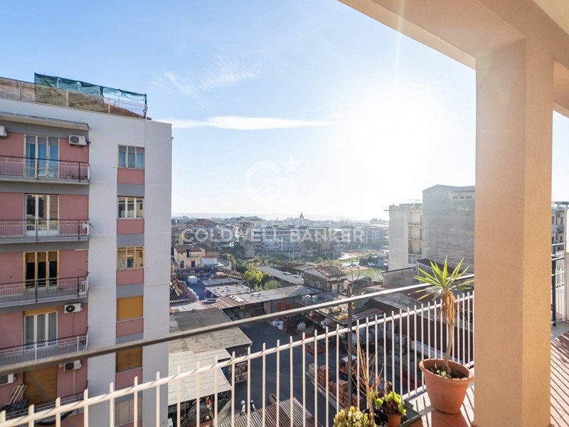 Appartamento in Vendita a Catania, 136'000&euro;, 103 m²