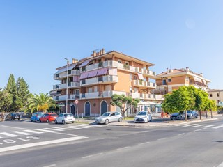 Box in Vendita a Roma, 12'000&euro;, 14 m²