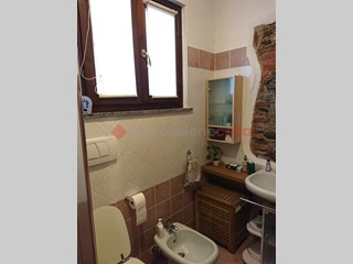 Bilocale in Vendita a Borgomanero, 72'000&euro;, 65 m²