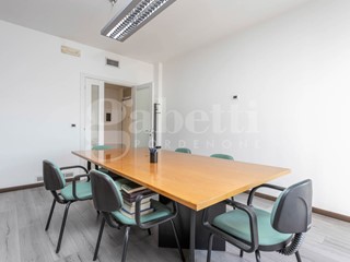 Quadrilocale in Vendita a Pordenone, 155'000&euro;, 90 m²