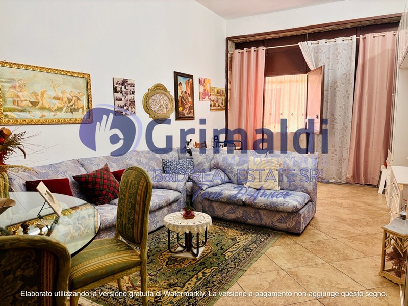 Magazzino in Vendita a Villabate, 65'000&euro;, 100 m²