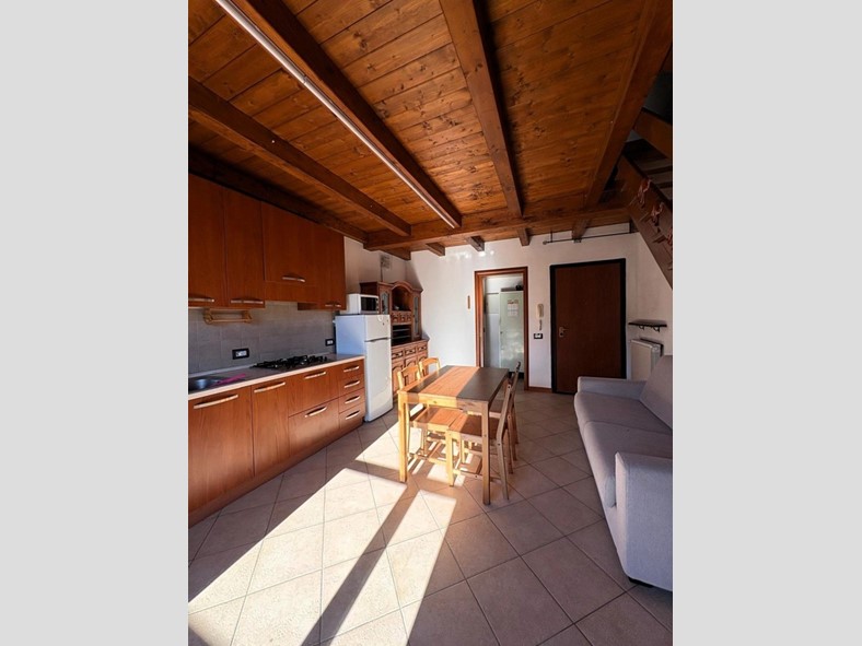 Bilocale in Affitto a Alta Valle Intelvi, 450&euro;, 48 m²