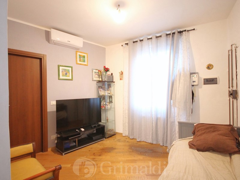 Trilocale in Vendita a Genova, 32'000&euro;, 54 m²