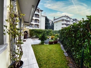 Bilocale in Vendita a Cesano Maderno, 180'000&euro;, 80 m²