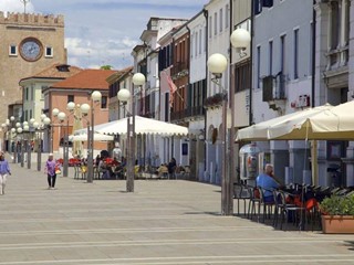 Negozio in Vendita a Venezia, 70 m²