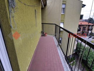Trilocale in Vendita a Muggiò, 140'000&euro;, 87 m², arredato, con Box