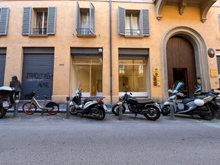 Immobile commerciale in Affitto a Bologna, zona Centro, 1'150&euro;, 75 m²