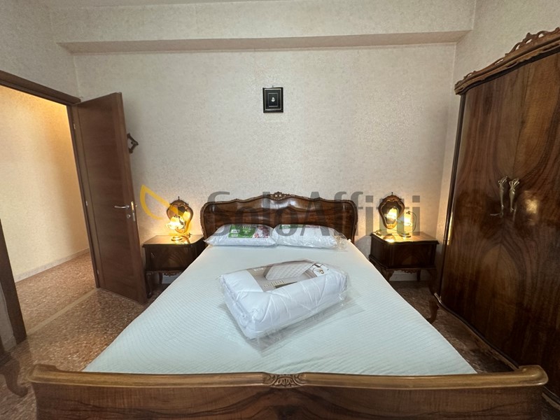 Stanza in Affitto a Latina, 300&euro;, 15 m², arredato