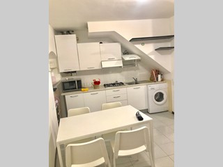 Bilocale in Affitto a La Spezia, zona MEGACINE, 500&euro;, 45 m², arredato