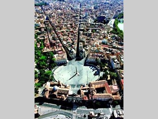 Attività commerciale in Vendita a Roma, 2000 m², arredato