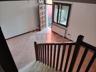 Casa Indipendente in Vendita a Boara Pisani, 185'000&euro;, 120 m², con Box