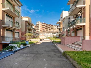 Bilocale in Vendita a Giardini Naxos, 59'000&euro;, 46 m², arredato
