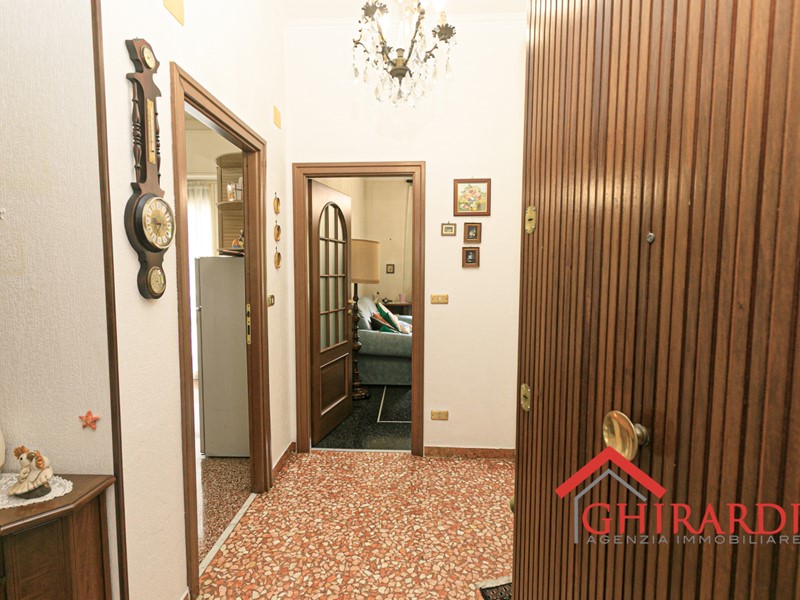 Appartamento in Affitto a Genova, zona Sestri Ponente, 500&euro;, 72 m², arredato