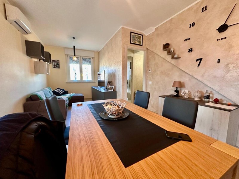 Quadrilocale in Vendita a Santo Stefano di Magra, 200'000&euro;, 95 m², arredato