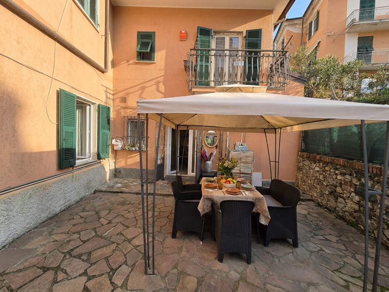 Casa Indipendente in Vendita a La Spezia, 149'000&euro;, 65 m², arredato