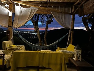 Casa Indipendente in Vendita a Camaiore, 990'000&euro;, 200 m²