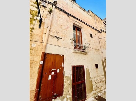 Casa Indipendente in Vendita a Capurso, 20'000&euro;, 50 m²