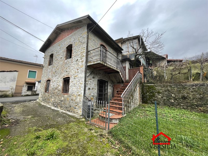 Casale in Vendita a Aulla, 35'000&euro;, 70 m²
