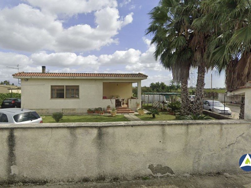 Villa in Vendita a Cisterna di Latina, 48'367&euro;, 402 m²