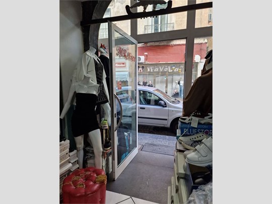 Negozio in Vendita a Torre Annunziata, 55'000&euro;, 105 m²