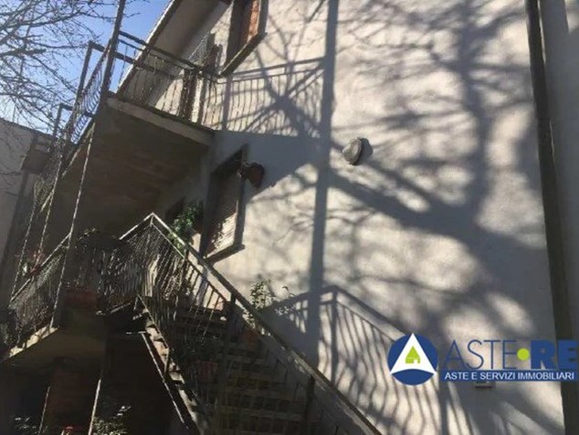 Trilocale in Vendita a Bagnoregio, 28'477&euro;, 100 m²