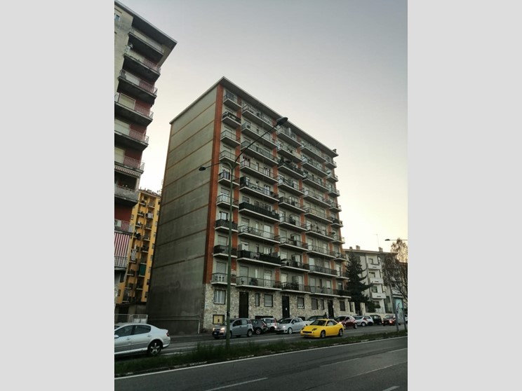 Trilocale in Vendita a Torino, 71'250&euro;, 83 m²