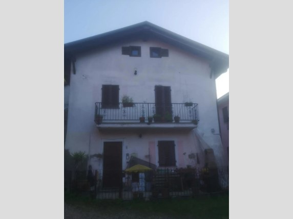 Appartamento in Vendita a Baldissero Torinese, 45'000&euro;, 123 m²