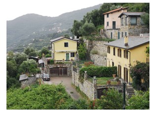 Villa bifamiliare in Vendita a Rapallo, 257'571&euro;, 184 m²