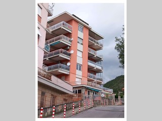 Quadrilocale in Vendita a Arenzano, 146'747&euro;, 125 m²