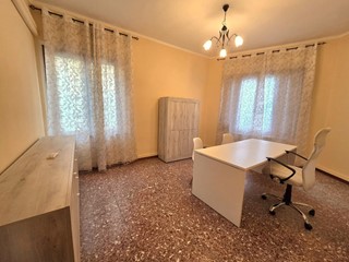 Ufficio in Affitto a Lucca, zona Arancio, 500&euro;, 33 m²