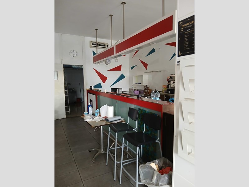 Immobile commerciale in Vendita a Massa, 200'000&euro;, 74 m²