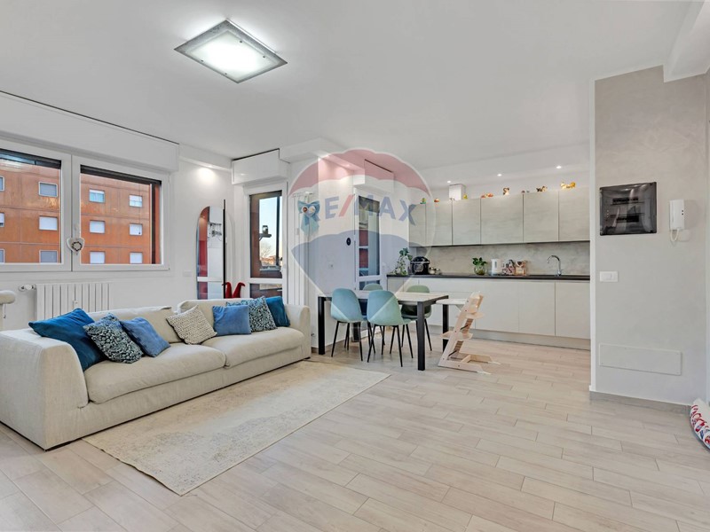 Trilocale in Vendita a Milano, 420'000&euro;, 90 m²