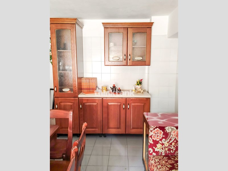 Casa Indipendente in Vendita a Avola, 200'000&euro;, 300 m²