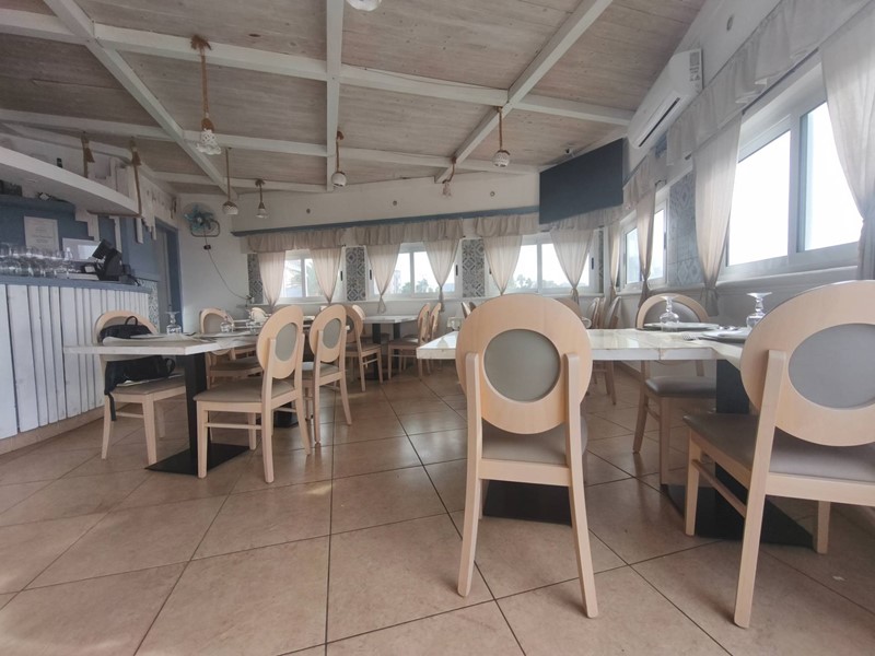 Immobile commerciale in Vendita a Gallipoli, 300 m²