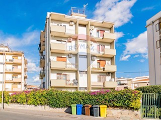 Appartamento in Vendita a Catania, 190'000&euro;, 125 m²