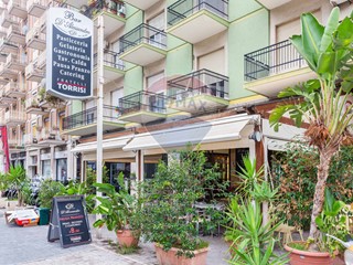 Attività commerciale in Vendita a Catania, 50'000&euro;, 90 m²
