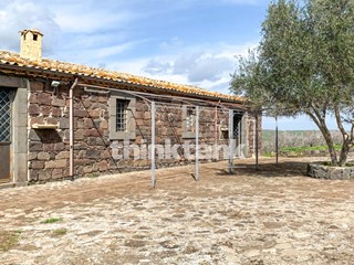 Villa in Vendita a Francofonte, 700'000&euro;, 260 m²