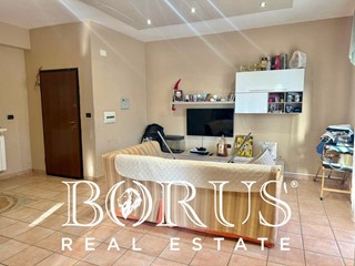 Appartamento in Vendita a Castel Volturno, 90'000&euro;, 150 m²