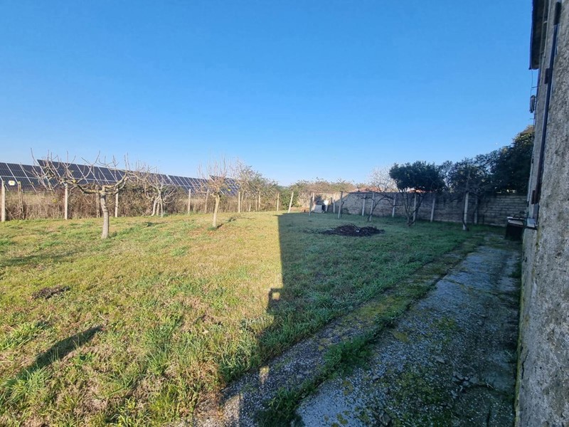 Casa Indipendente in Vendita a Aprilia, 170'000&euro;, 207 m², arredato