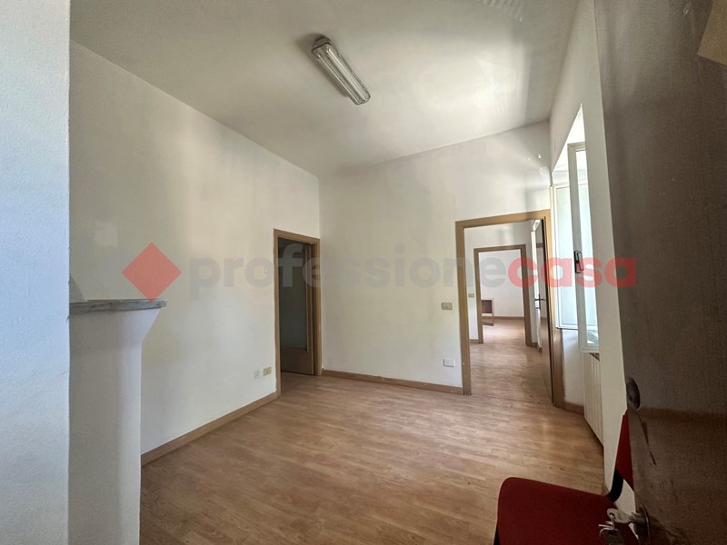 Appartamento in Vendita a Alatri, 75'000&euro;, 120 m²
