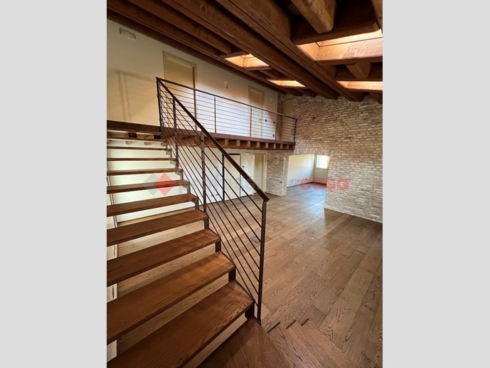 Trilocale in Vendita a Stra, 180 m²