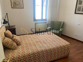 Trilocale in Affitto a Padova, zona Duomo, 1'000&euro;, 90 m², arredato