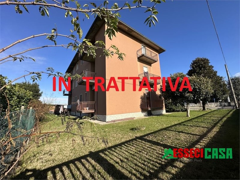 Trilocale in Vendita a Calvenzano, 150'000&euro;, 180 m²