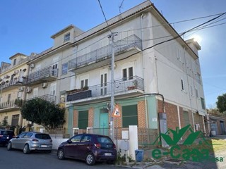 Appartamento in Vendita a Spadafora, 95'000&euro;, 116 m²