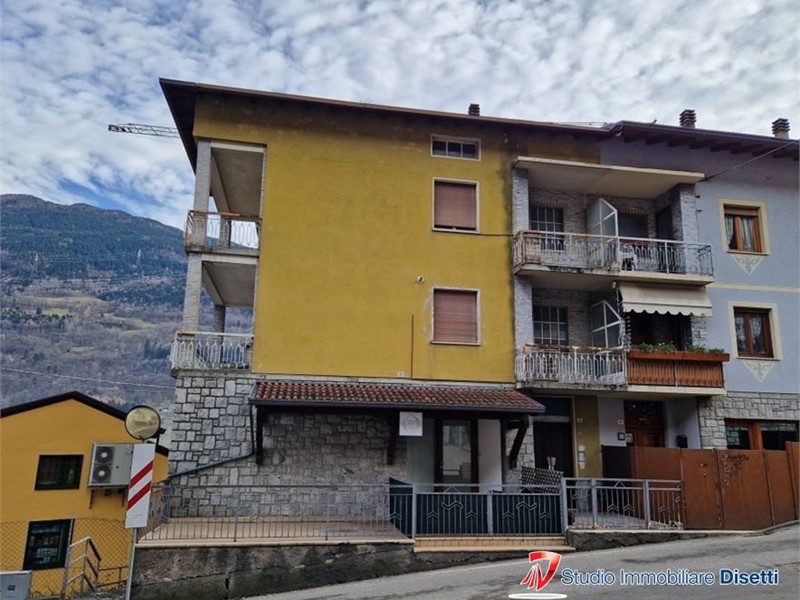 Quadrilocale in Vendita a Malonno, 58'000&euro;, 75 m²