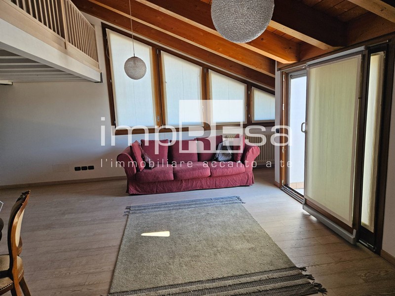 Trilocale in Vendita a Treviso, 170'000&euro;, 85 m²