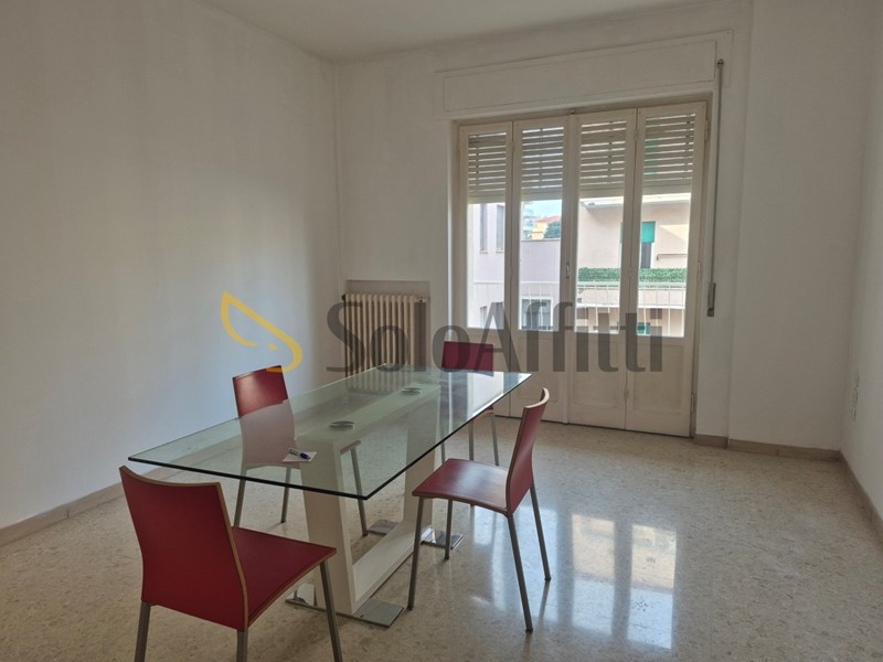 Trilocale in Affitto a Pescara, zona Viale G. Bovio, 550&euro;, 90 m²