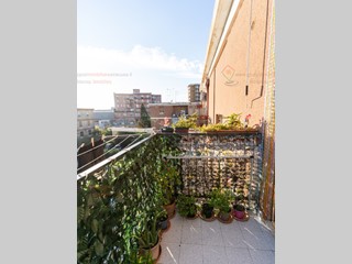 Quadrilocale in Vendita a Siracusa, zona PANAGIA, 65'000&euro;, 90 m²