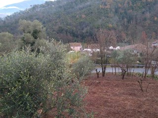 Terreno edificabile in Vendita a Vezzano Ligure, zona Valeriano, 220'000&euro;, 2464 m²