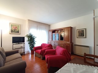 Quadrilocale in Vendita a Pisa, 235'000&euro;, 90 m², con Box